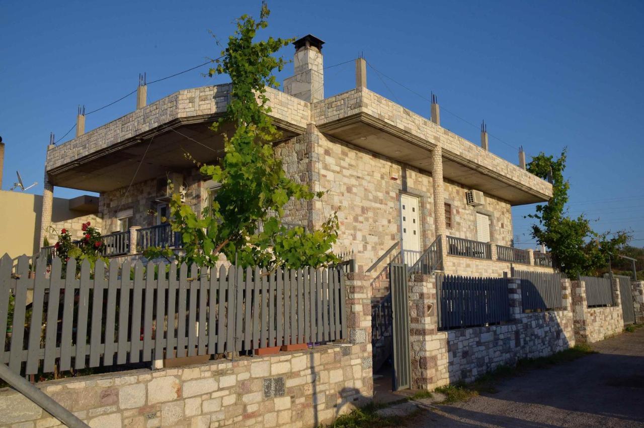Stone Villa Corinth Exterior photo